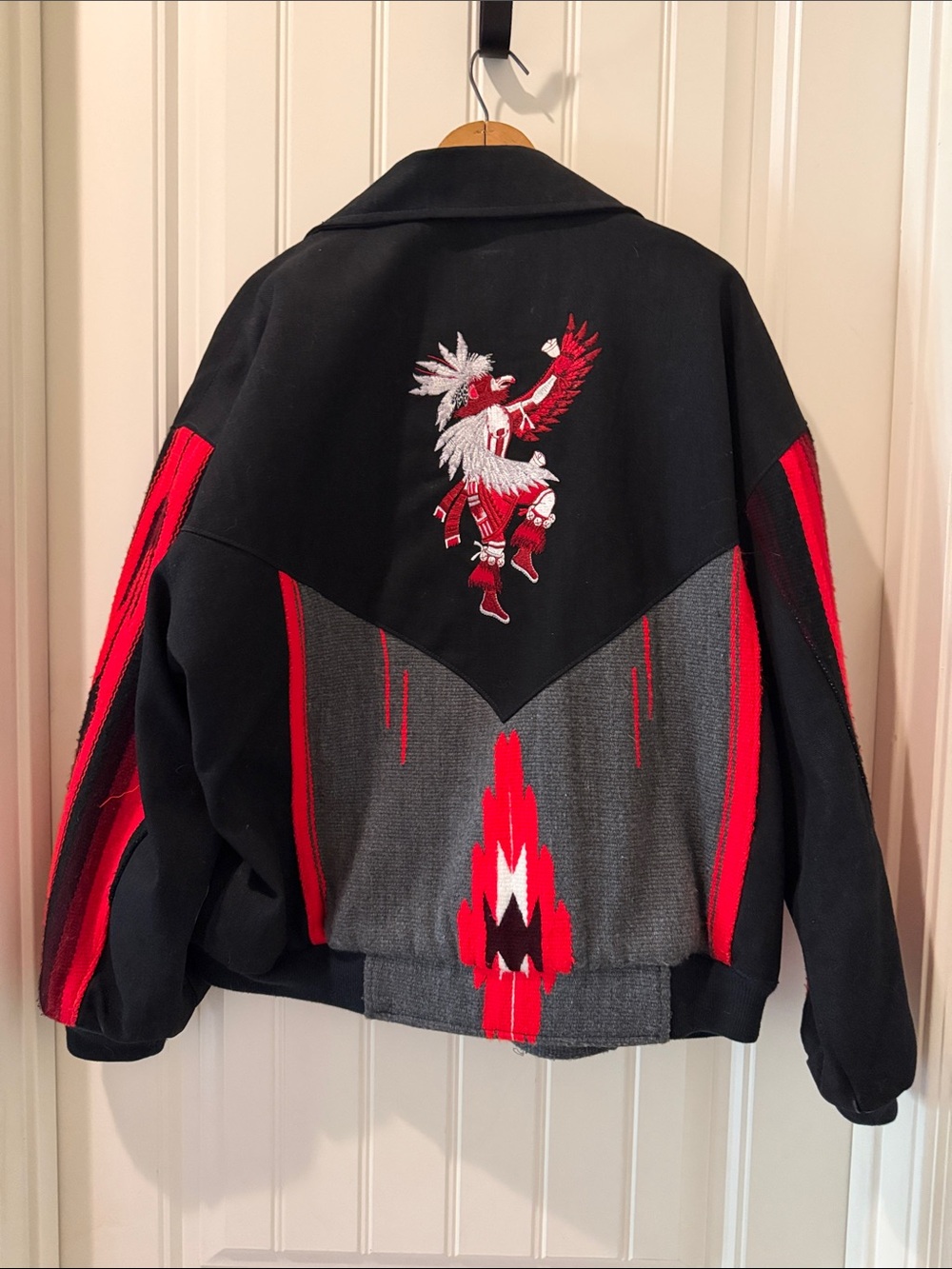 Vintage Buffalo Nickle  Native American  Embroidered Jacket Chimayo Sz XL